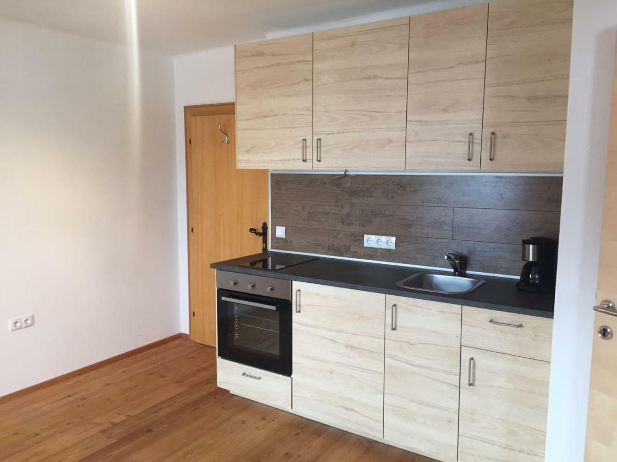 Apartment,853106642:JPEG